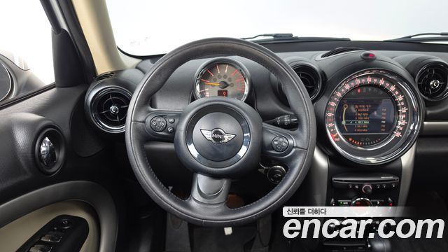 MINI Cooper D Countryman ALL4 1st 2016 — фото 13