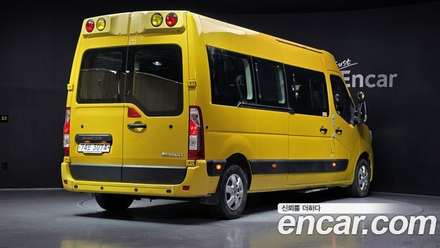 Renault Korea Master School Bus 15-Seater 2020 — фото 2