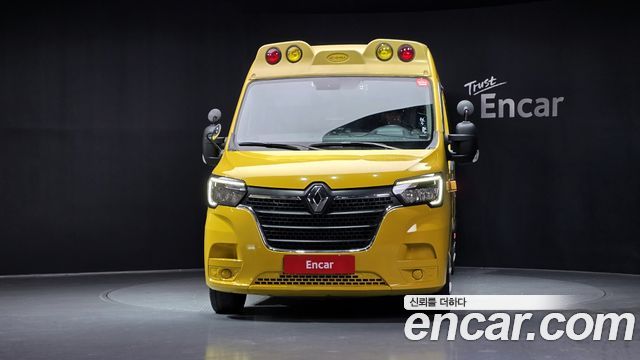 Renault Korea Master School Bus 15-Seater 2020 — фото 3