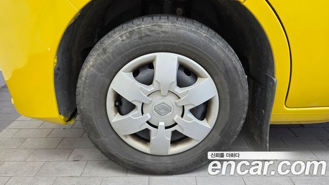 Renault Korea Master School Bus 15-Seater 2020 — фото 5