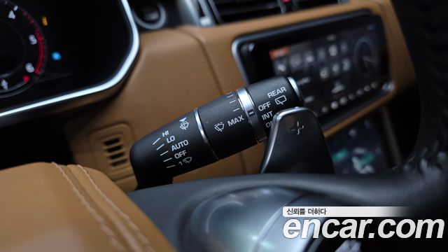 Land Rover Range Rover (IV) 4.4 SDV8 AB LWB DIESEL 2019 — фото 28
