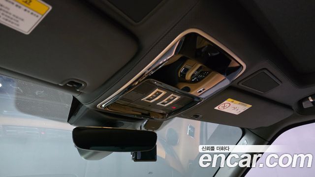Land Rover Range Rover (IV) 4.4 SDV8 AB LWB DIESEL 2019 — фото 32