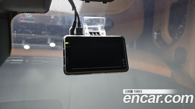 Land Rover Range Rover (IV) 4.4 SDV8 AB LWB DIESEL 2019 — фото 36