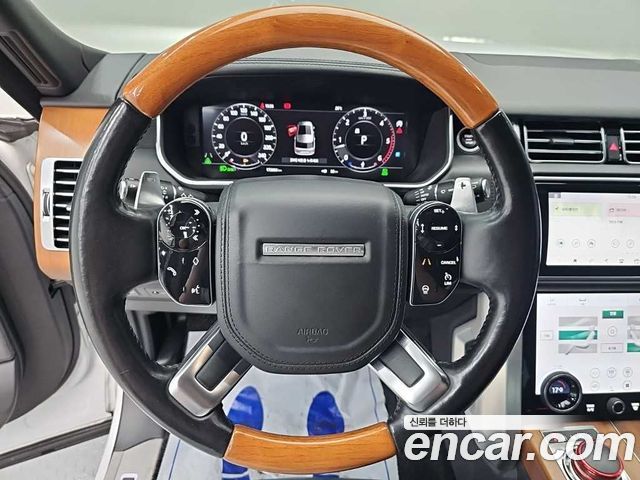 Land Rover Range Rover (IV) 4.4 SDV8 AB DIESEL 2018 — фото 9