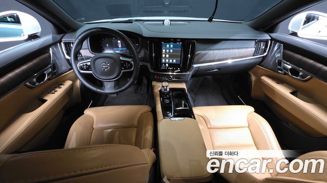 Volvo S90 T8 AWD Ultimate Bright 2023 — фото 7