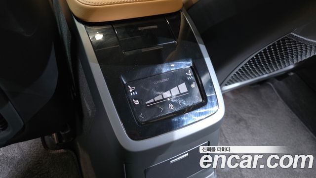 Volvo S90 T8 AWD Ultimate Bright 2023 — фото 18