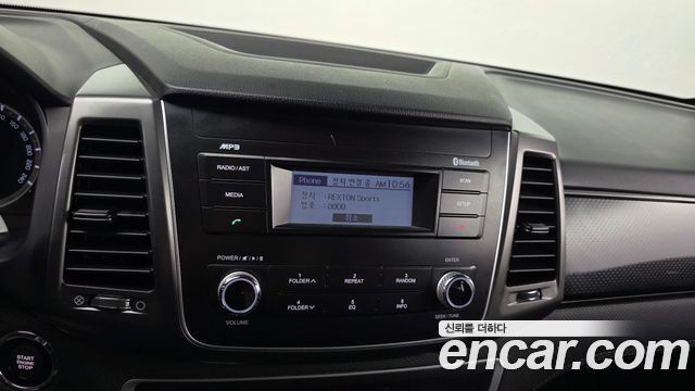 KG Mobility (SsangYong) Rexton Sports Diesel 2.2 2WD Wild 2021 — фото 15