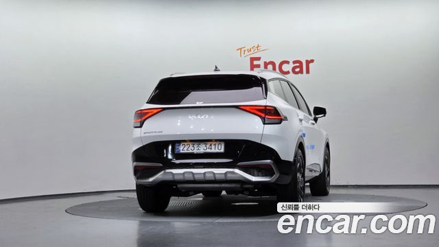 Kia Sportage (V) Gasoline 1.6 Turbo 2WD Signature 2024 — фото 4