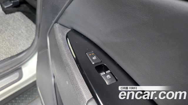 Kia Sportage (V) Gasoline 1.6 Turbo 2WD Signature 2024 — фото 19