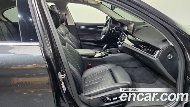 BMW 5 Series (G30) 520d Luxury Plus 2019 — фото 11