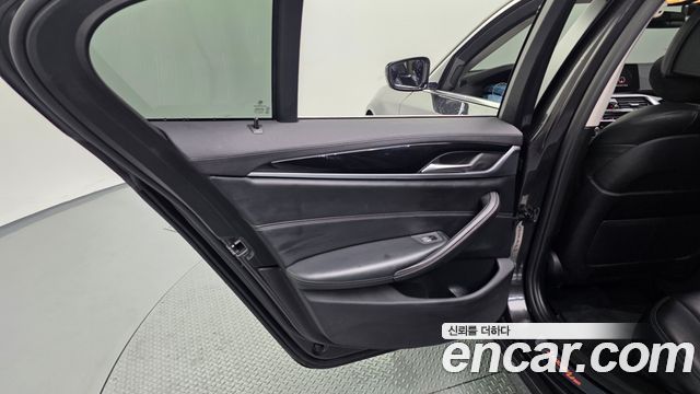 BMW 5 Series (G30) 520d Luxury Plus 2019 — фото 25
