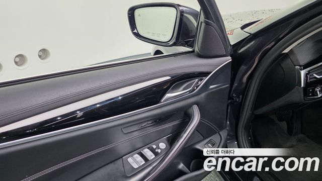BMW 5 Series (G30) 520d Luxury Plus 2019 — фото 36