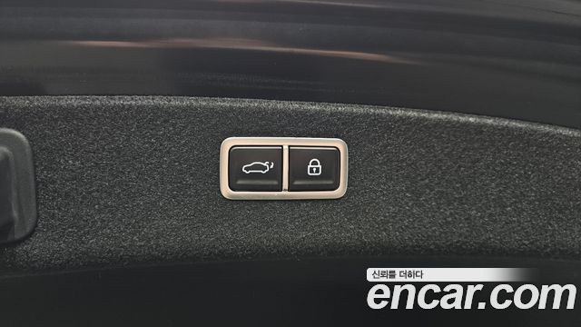 Genesis G80 (RG3) Gasoline 2.5 Turbo AWD 2022 — фото 35