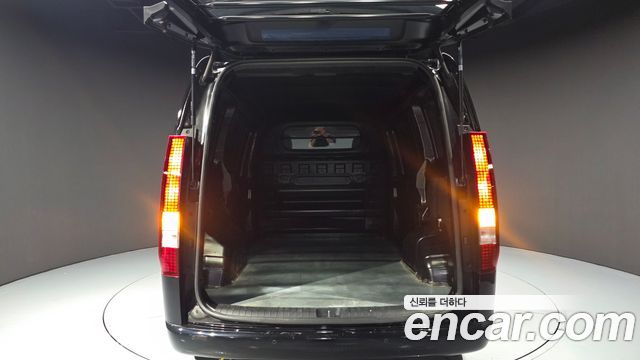 Hyundai Staria Cargo 3-Seater Modern 2025 — фото 28