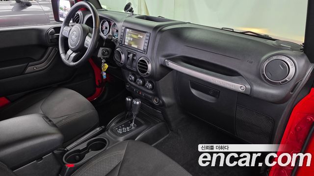 Jeep Wrangler (JK) 3.6 Sport 2Door 2017 — фото 7