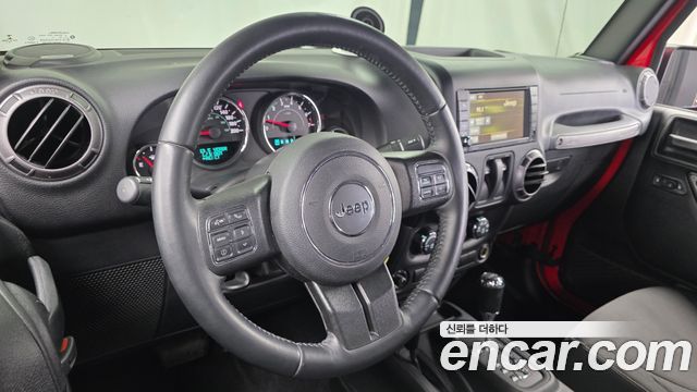 Jeep Wrangler (JK) 3.6 Sport 2Door 2017 — фото 12
