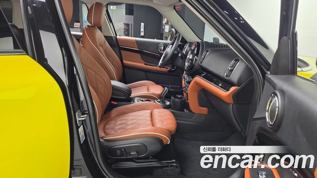 MINI Cooper Countryman Online Exclusive 2nd 2021 — фото 15
