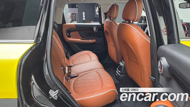 MINI Cooper Countryman Online Exclusive 2nd 2021 — фото 32