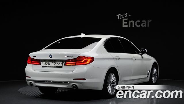 BMW 5 Series (G30) 520d xDrive Luxury Plus 2019 — фото 2