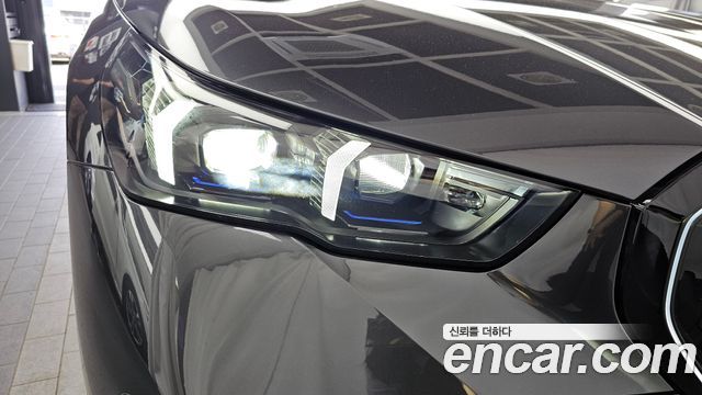 BMW 5 Series (G60) 530e xDrive M Sport Pro 2025 — фото 22