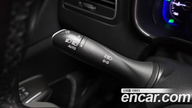 Renault Korea QM6 2.0 GDe PREMIERE 2WD 2021 — фото 33