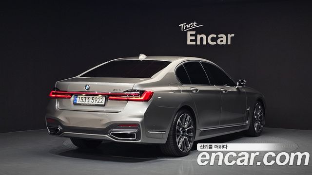 BMW 7 Series (G11) 740i M Sport 2020 — фото 2