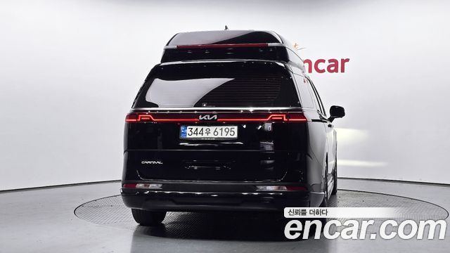 Kia Carnival (IV) Gasoline 9-seater Limousine(Special vehicle) 2023 — фото 4
