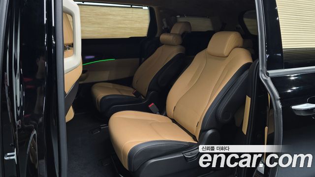 Kia Carnival (IV) Gasoline 9-seater Limousine(Special vehicle) 2023 — фото 16