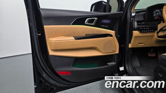 Kia Carnival (IV) Gasoline 9-seater Limousine(Special vehicle) 2023 — фото 30