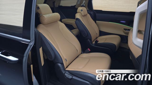 Kia Carnival (IV) Gasoline 9-seater Limousine(Special vehicle) 2023 — фото 32