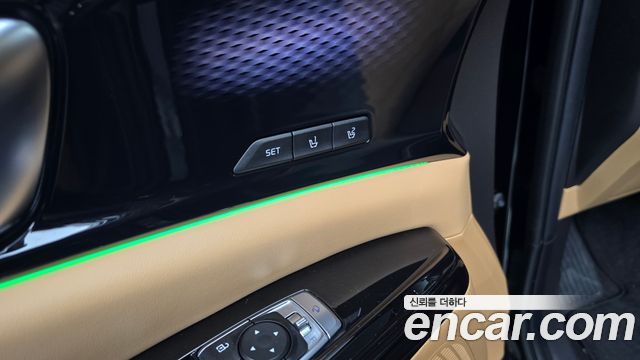 Kia Carnival (IV) Gasoline 9-seater Limousine(Special vehicle) 2023 — фото 37