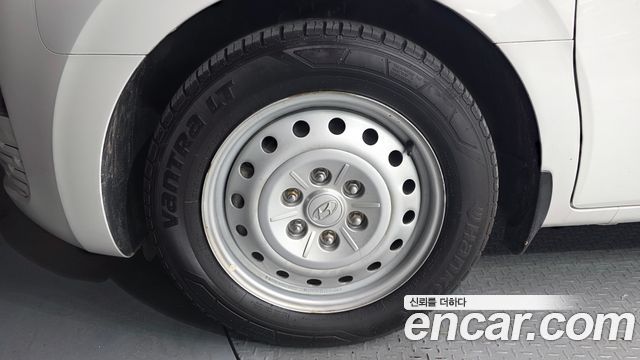 Hyundai Staria Cargo 5-Seater Smart 2022 — фото 5