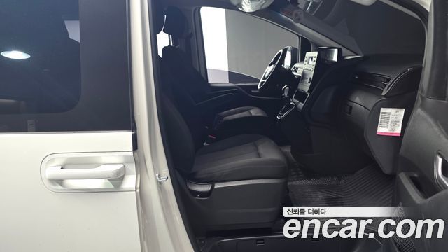 Hyundai Staria Cargo 5-Seater Smart 2022 — фото 26