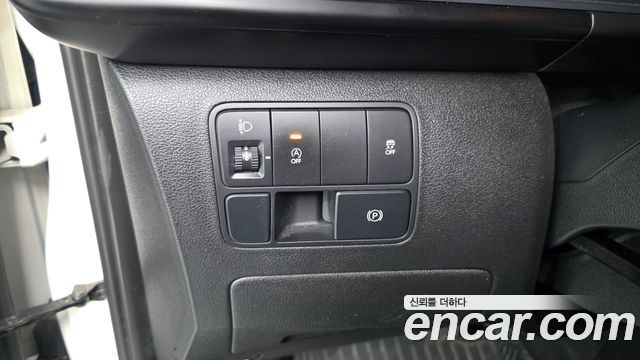Hyundai Staria Cargo 5-Seater Smart 2022 — фото 27