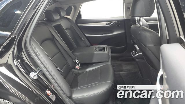 Hyundai Grandeur (IG) 3.0 LPi Rent Car Modern 2022 — фото 11