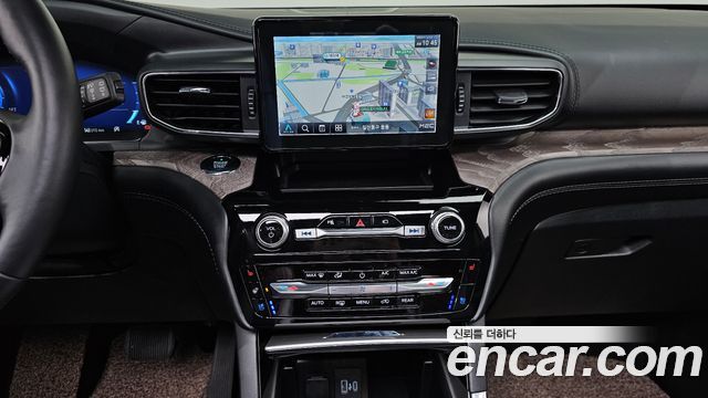 Ford Explorer (VI) 3.0 Platinum 4WD 2021 — фото 17