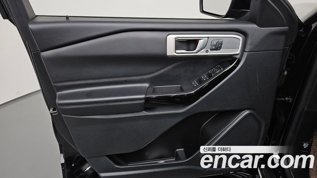 Ford Explorer (VI) 3.0 Platinum 4WD 2021 — фото 30