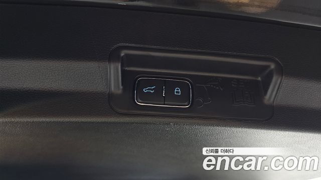 Ford Explorer (VI) 3.0 Platinum 4WD 2021 — фото 37
