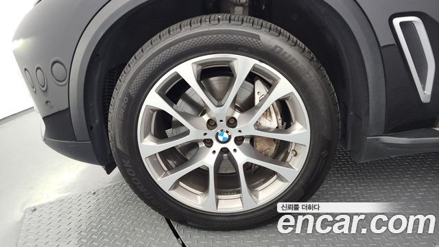 BMW X5 (G05) xDrive 45e xLine 2021 — фото 5