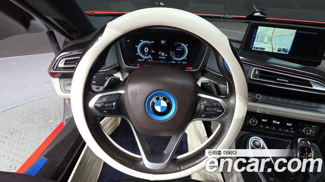 BMW i8 Coupe 2015 — фото 17