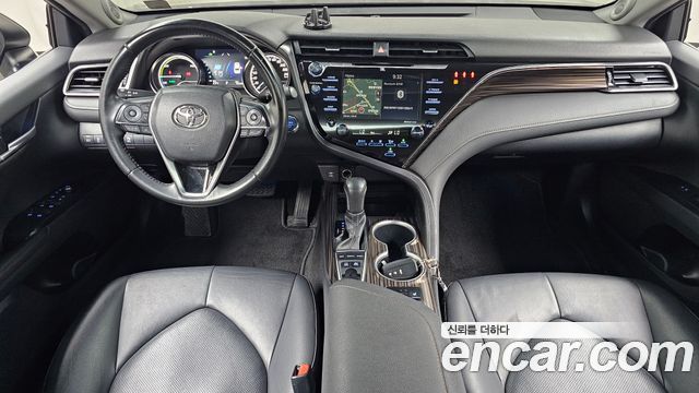 Toyota Camry (XV70) 2.5 XLE Hybrid 2019 — фото 7