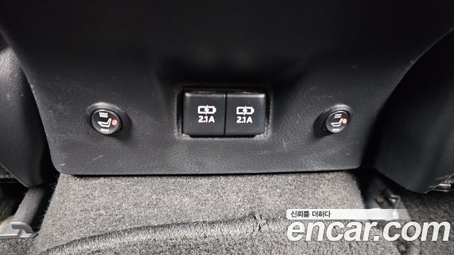 Toyota Camry (XV70) 2.5 XLE Hybrid 2019 — фото 16