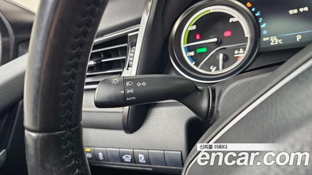 Toyota Camry (XV70) 2.5 XLE Hybrid 2019 — фото 33