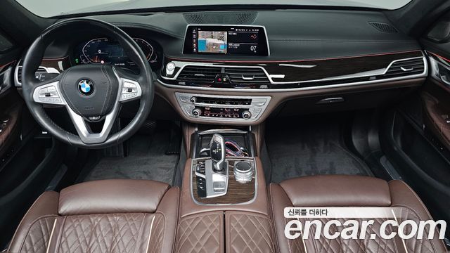 BMW 7 Series (G11) 740i Design Pure Excellence 2021 — фото 7