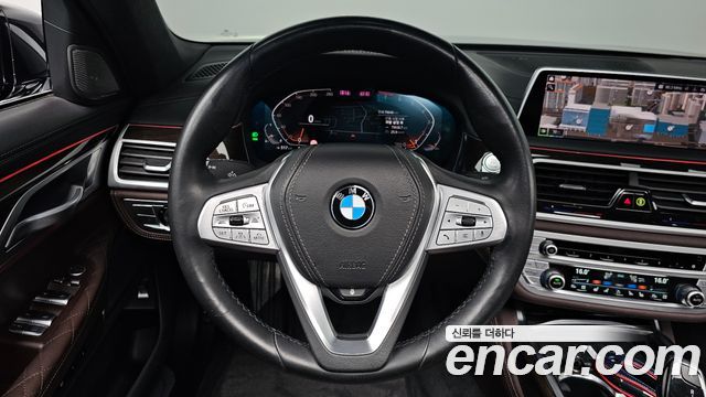 BMW 7 Series (G11) 740i Design Pure Excellence 2021 — фото 13