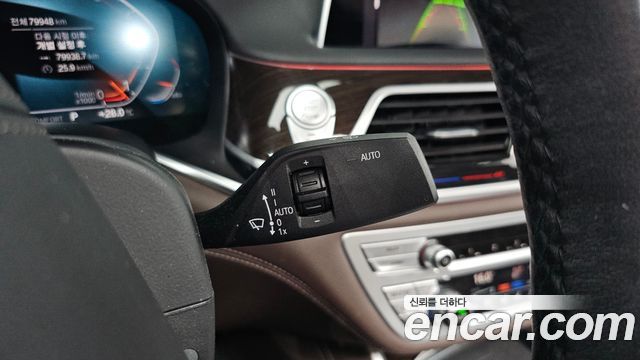 BMW 7 Series (G11) 740i Design Pure Excellence 2021 — фото 15
