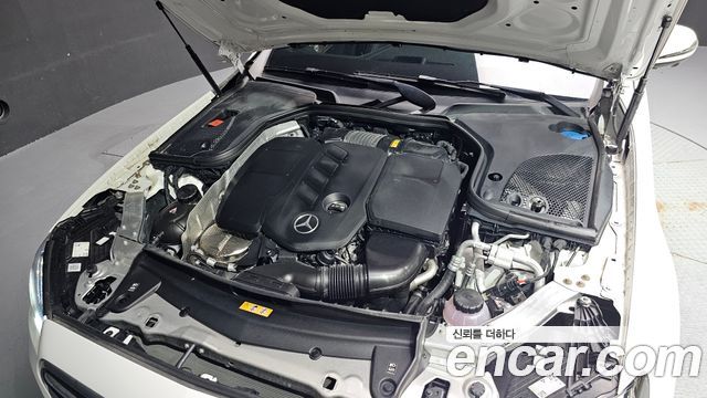 Mercedes-Benz E-Class (W213) E220d 4MATIC Exclusive 2023 — фото 6