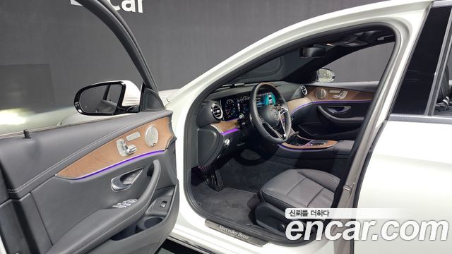 Mercedes-Benz E-Class (W213) E220d 4MATIC Exclusive 2023 — фото 10