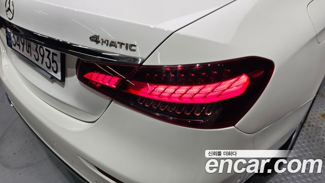 Mercedes-Benz E-Class (W213) E220d 4MATIC Exclusive 2023 — фото 29