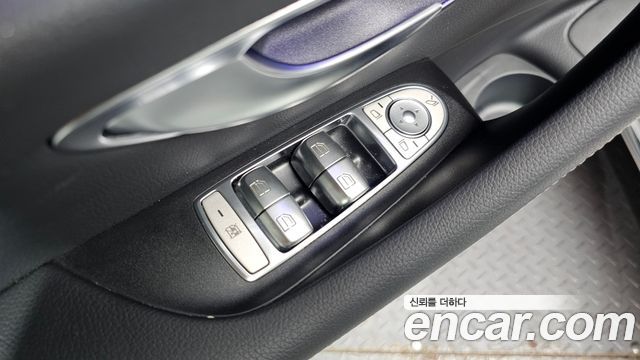 Mercedes-Benz E-Class (W213) E220d 4MATIC Exclusive 2023 — фото 33